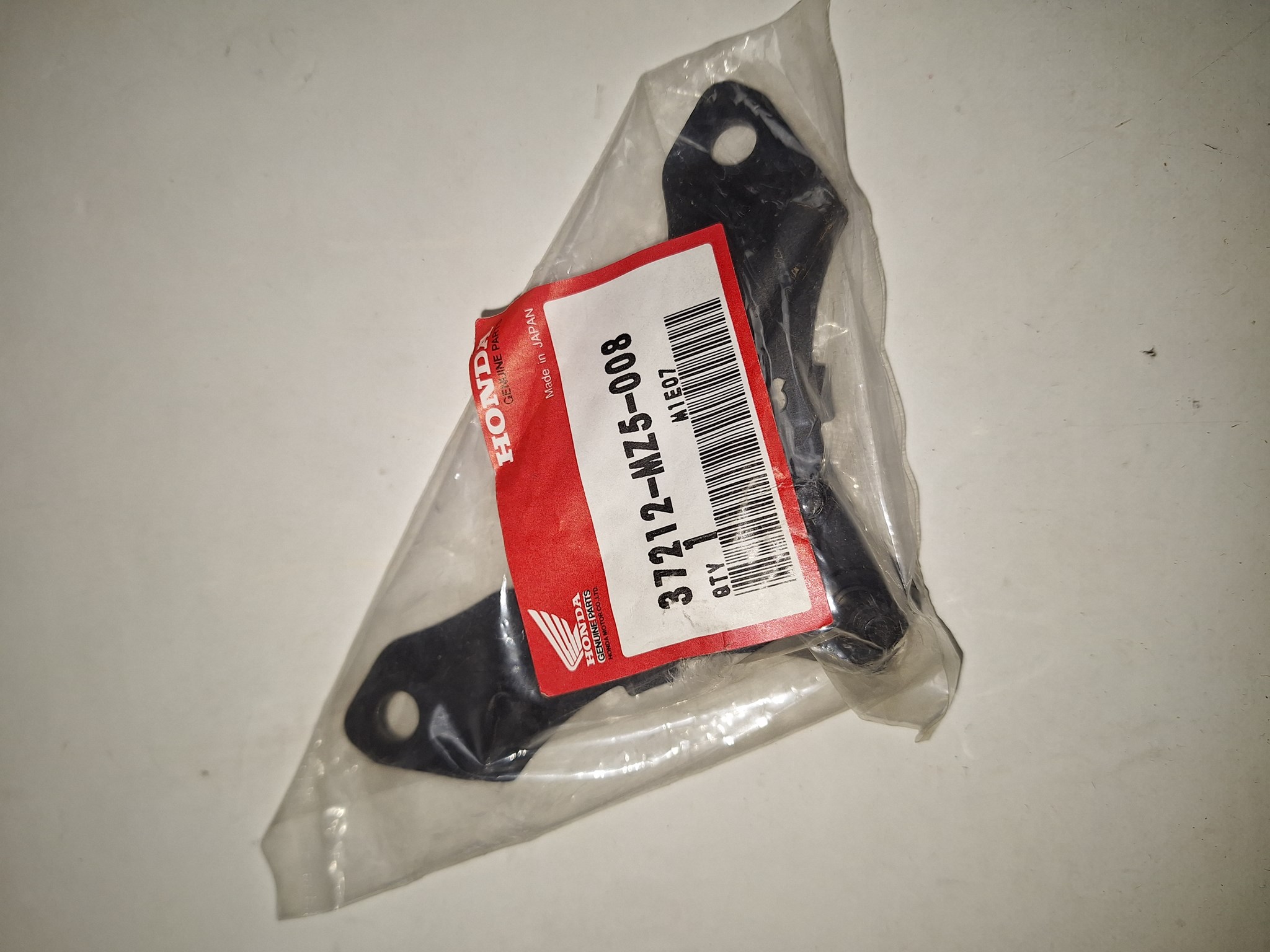 Bild von BRACKET,METER UPP  37212-MZ5-008